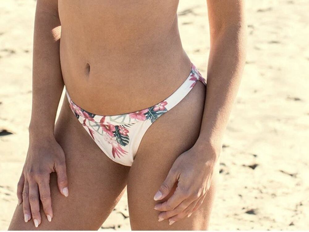 Joyfolie Floral Bikini Swim Bottom White Tropical Print Women's XL NWT Beachwear